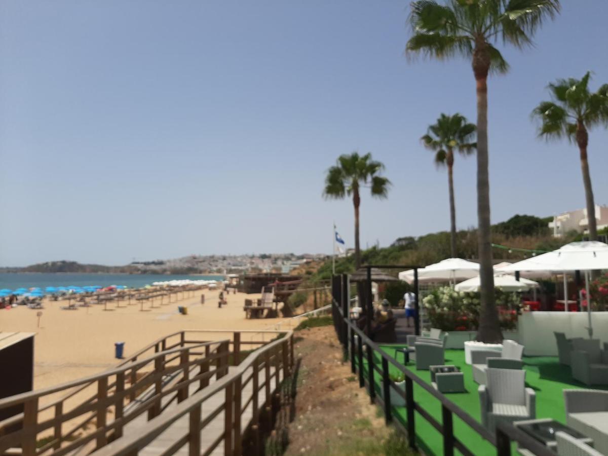 Front Beach Apartment - Quinta Da Barracuda Albufeira Exterior photo