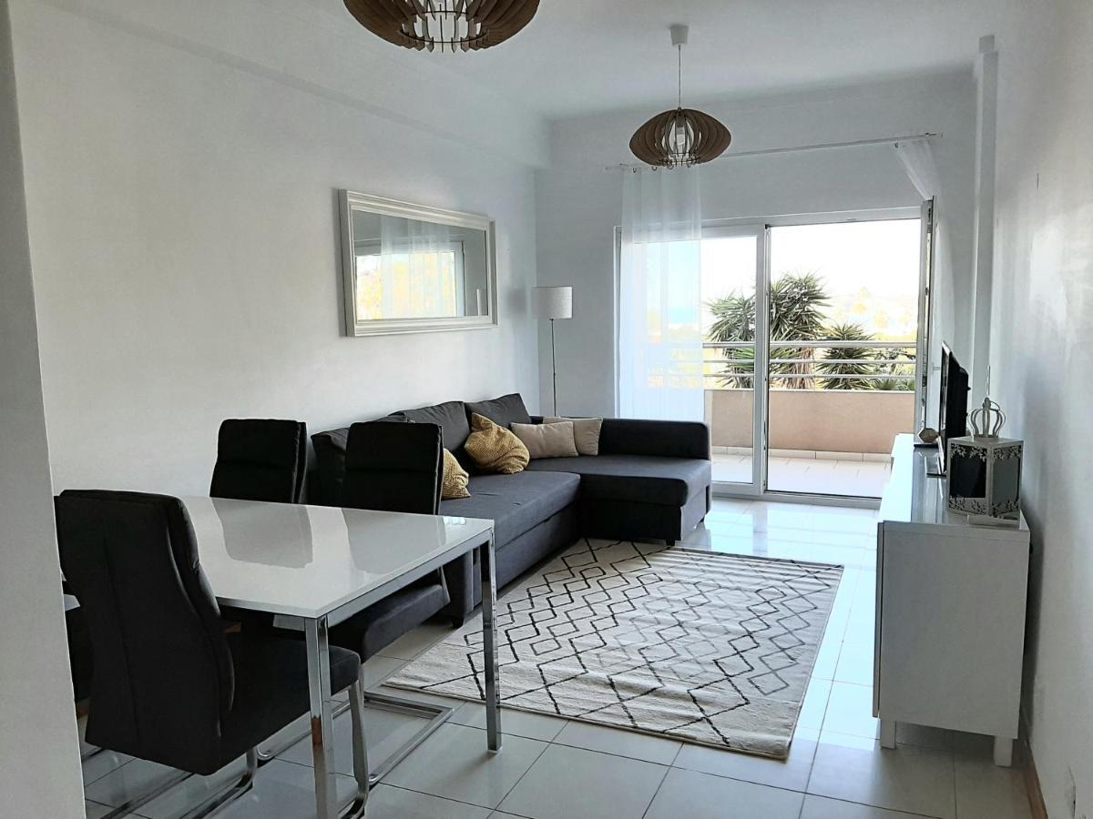 Front Beach Apartment - Quinta Da Barracuda Albufeira Exterior photo